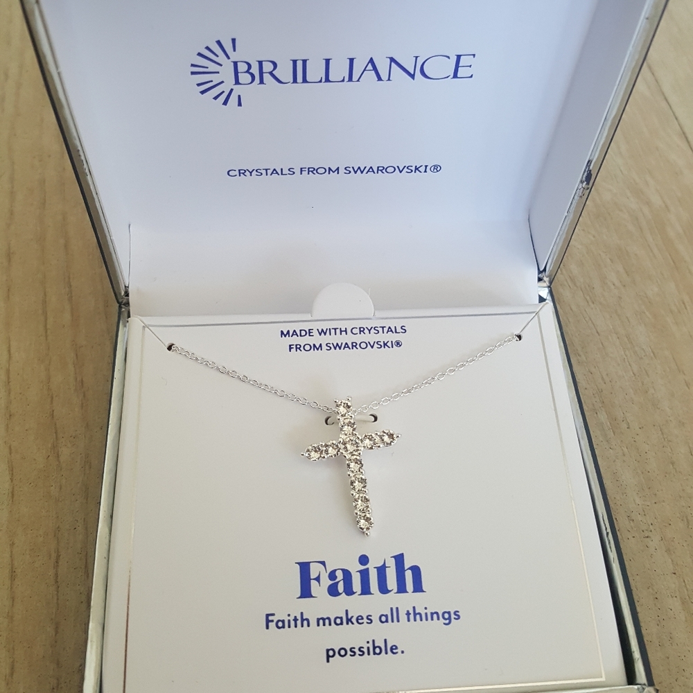 Swarovski  cross necklace - Picture 2 of 8